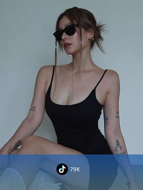 @lylaxlin